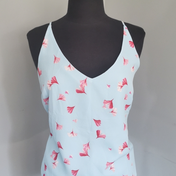 Banana Republic Cami Blouse Size L NWOT - Picture 2 of 5